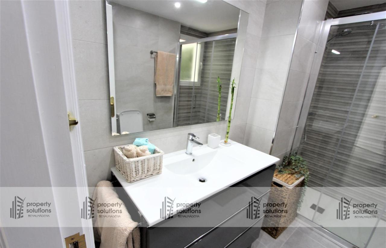 Appartamento Benalgolf Vista al mar. PISCINA. EXCELENTE CONEXIÓN WIFI. Benalmádena Esterno foto