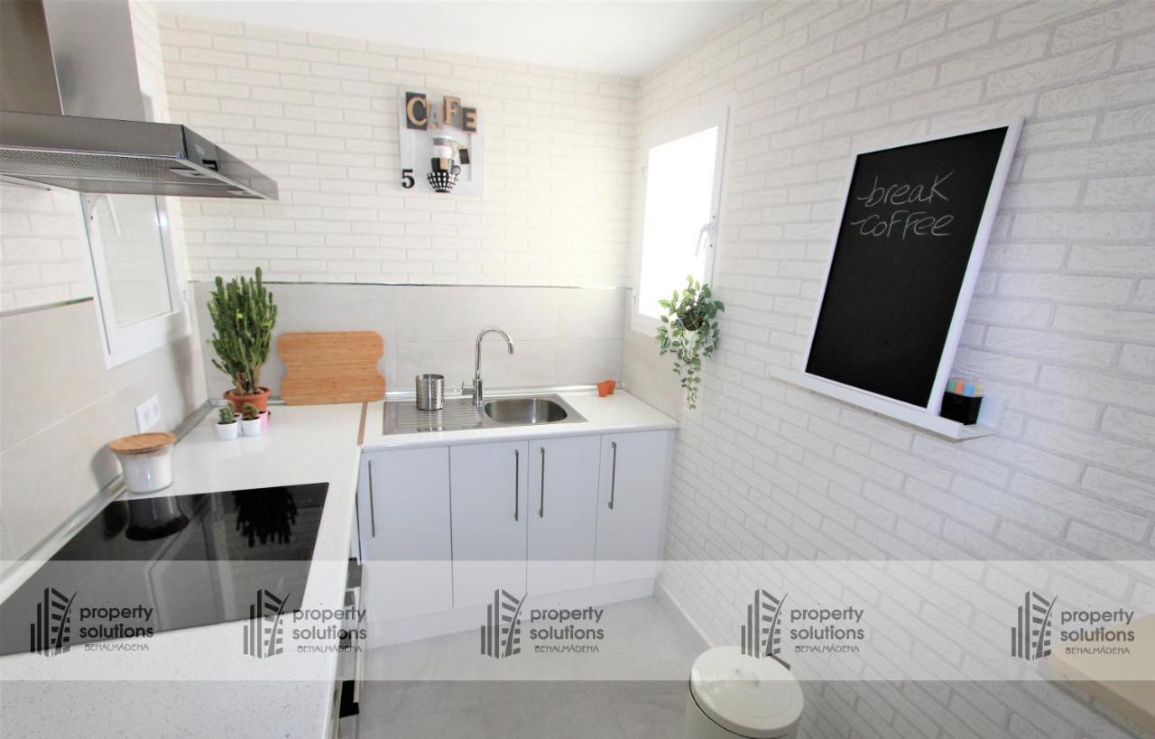 Appartamento Benalgolf Vista al mar. PISCINA. EXCELENTE CONEXIÓN WIFI. Benalmádena Esterno foto