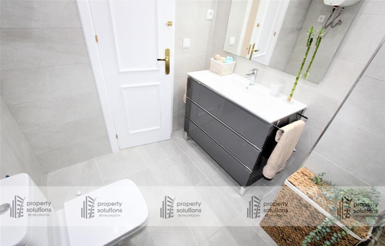 Appartamento Benalgolf Vista al mar. PISCINA. EXCELENTE CONEXIÓN WIFI. Benalmádena Esterno foto